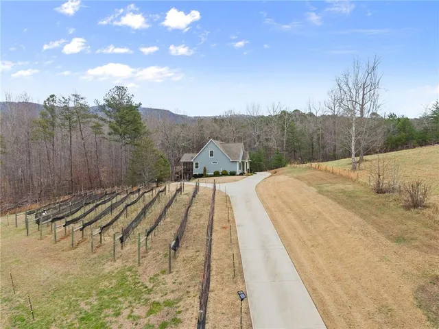 $600,000 | 232 Happy Trails Way, Jasper, GA 30143