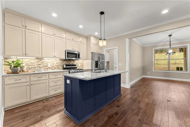 $600,000 | 232 Happy Trails Way, Jasper, GA 30143