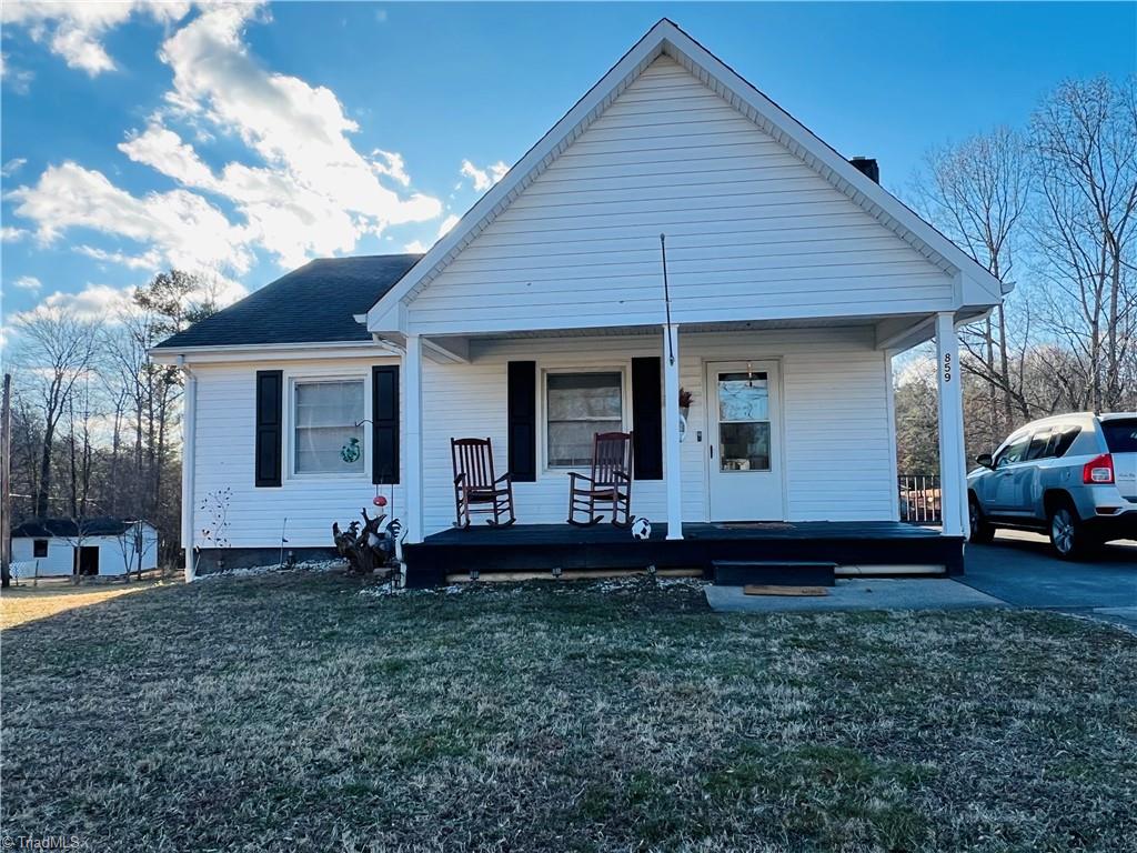 859 North Franklin Road Mount Airy, NC 27030 - Photo 1 of 32 Gallery Image 1