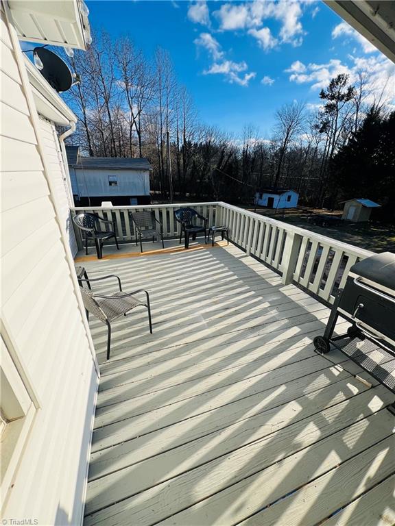 859 North Franklin Road Mount Airy, NC 27030 - Photo 10 of 32 Gallery Image 10