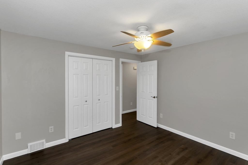 105 Mazarin Street Springfield, MA 01151 - Photo 17 of 25
