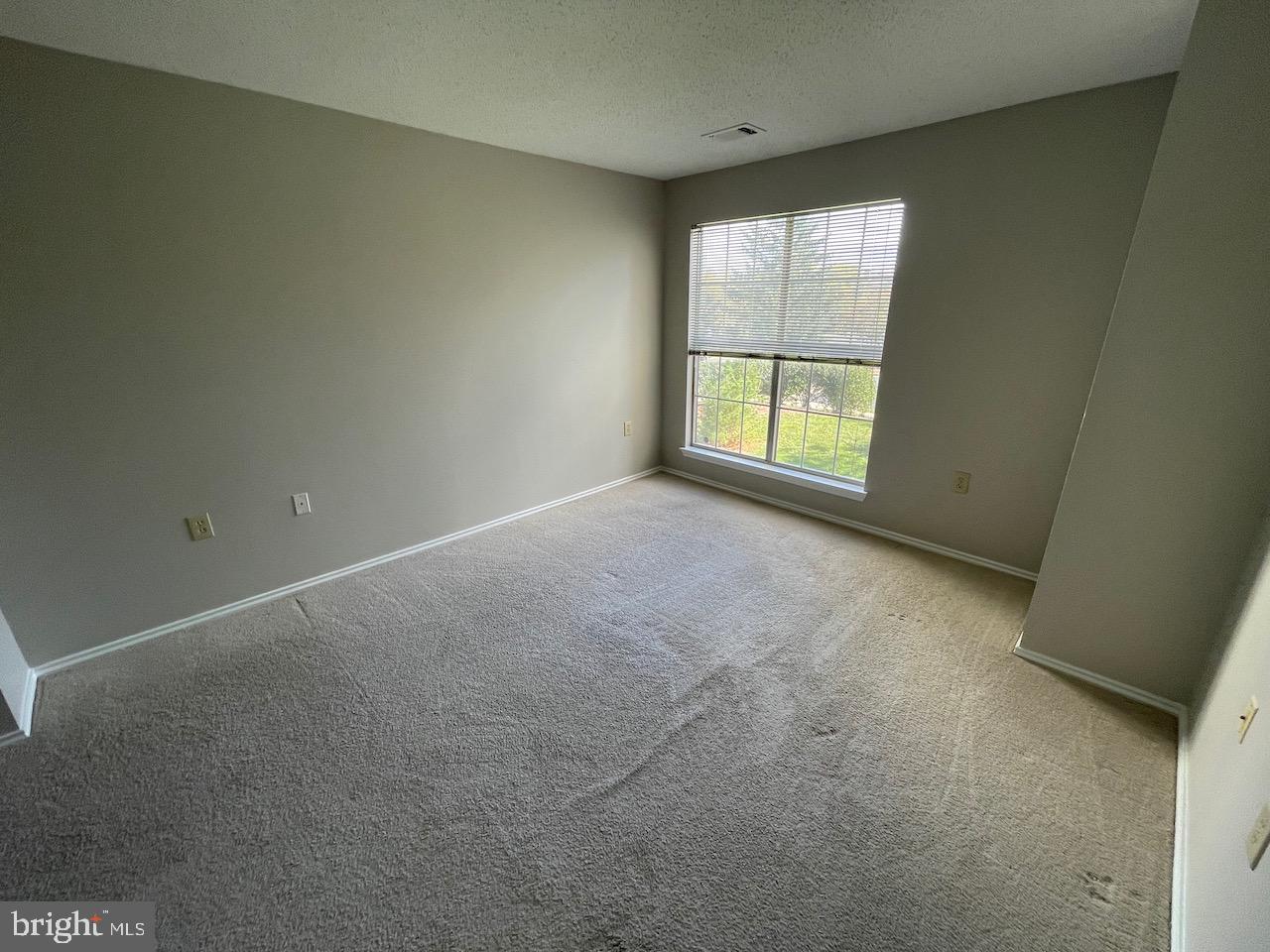20979 Timber Ridge Terrace, Unit 203 Ashburn, VA 20147 - Photo 18 of 36 Gallery Image 18
