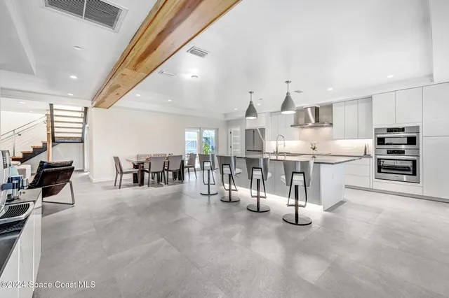 $1,650,000 | 379 Hiawatha Way, Melbourne Beach, FL 32951