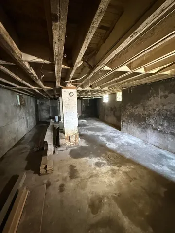 $135,000 | 1639 South 11th Street, Milwaukee, WI 53204