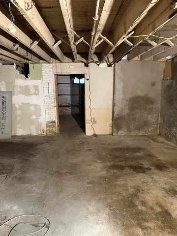 $135,000 | 1639 South 11th Street, Milwaukee, WI 53204