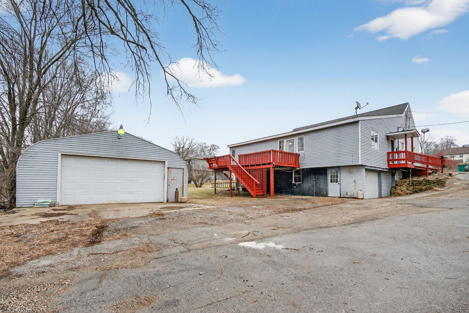 136 West 18th Street Lockport, IL 60441 - Photo 2 of 36