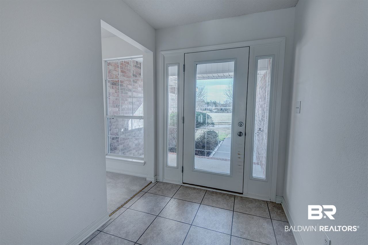 9673 Hollowbrook Avenue Fairhope, AL 36532 - Photo 21 of 31 Foyer