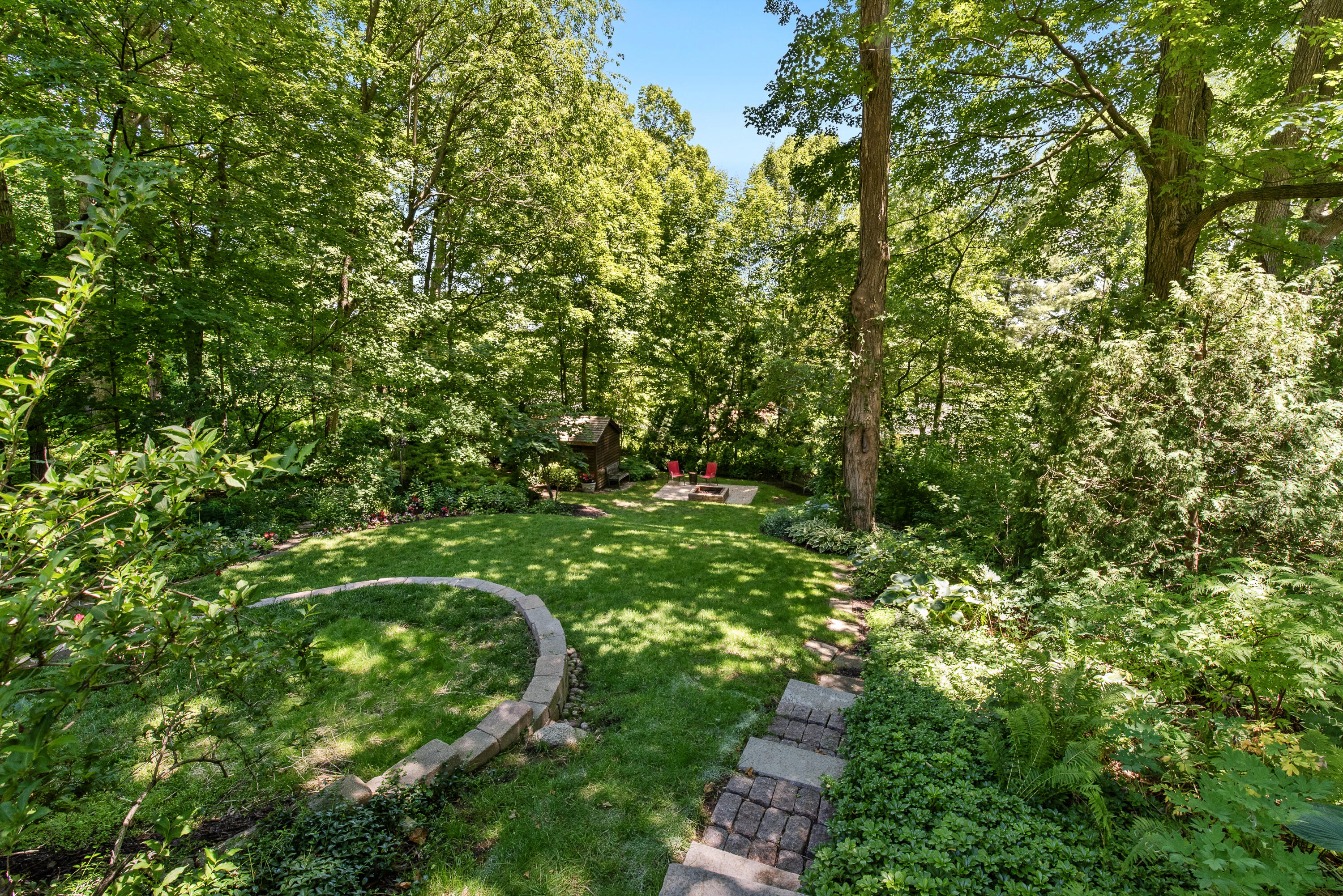 900 Apple Tree Lane Brookfield, WI 53005 - Photo 59 of 75 900 Apple Tree Ln-62