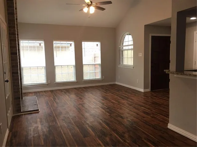 $2,375 | 2124 Avignon Drive, Carrollton, TX 75007