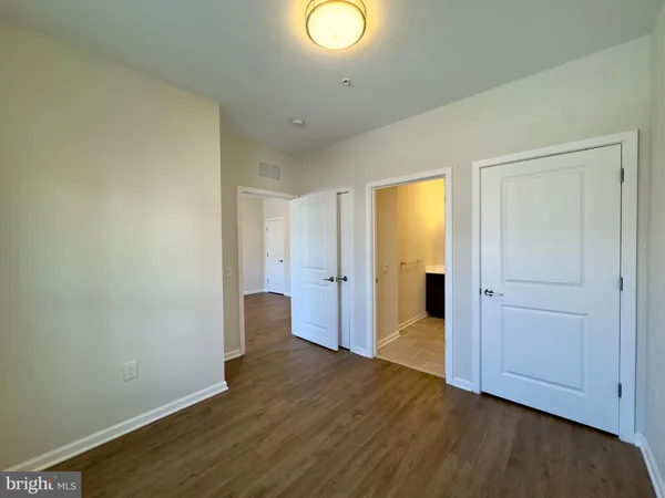 $1,599 | 5902 Arizona Avenue, Unit 5902A, Baltimore, MD 21206