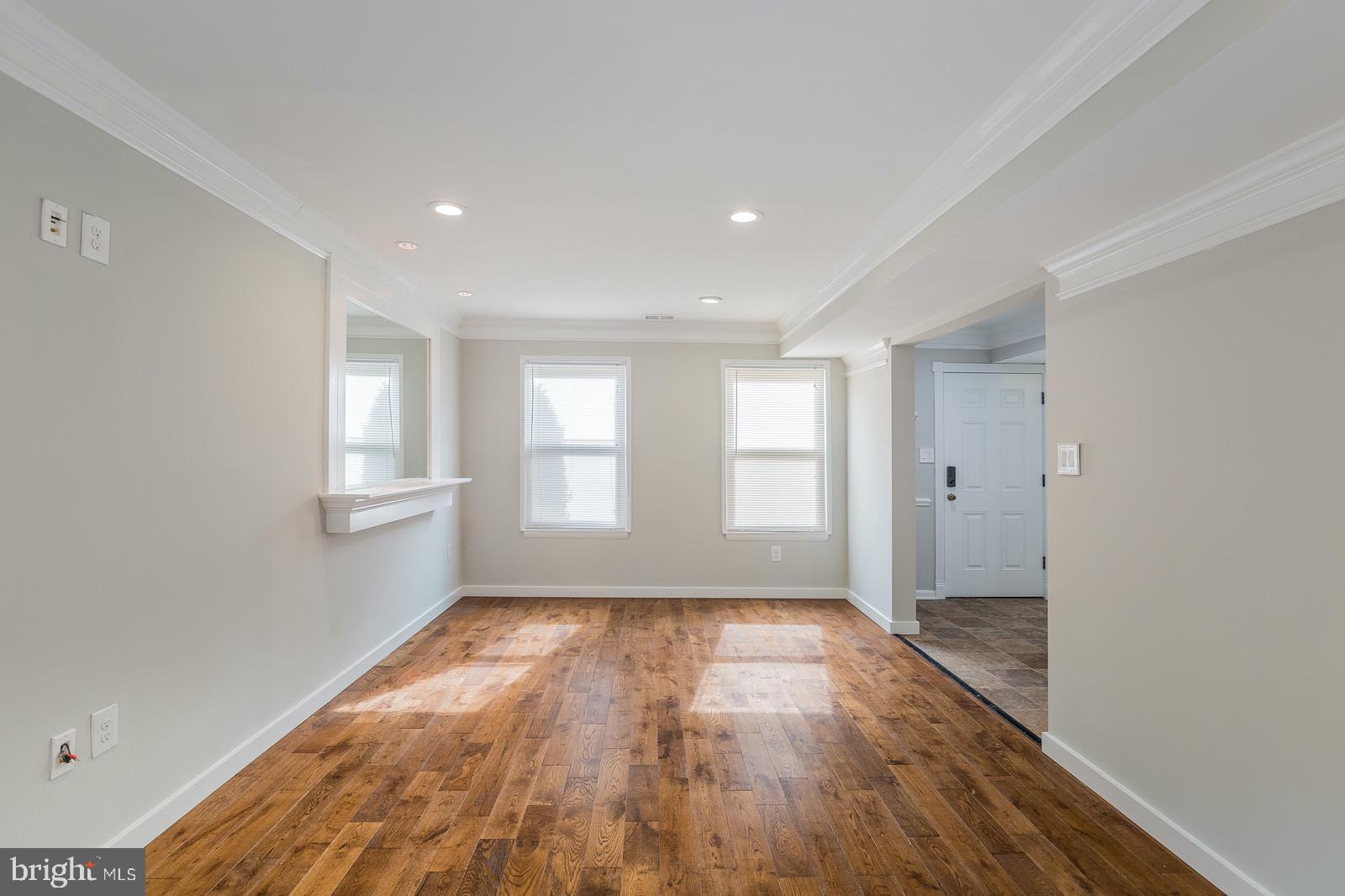 14320 Lindendale Road Woodbridge, VA 22193 - Photo 11 of 39