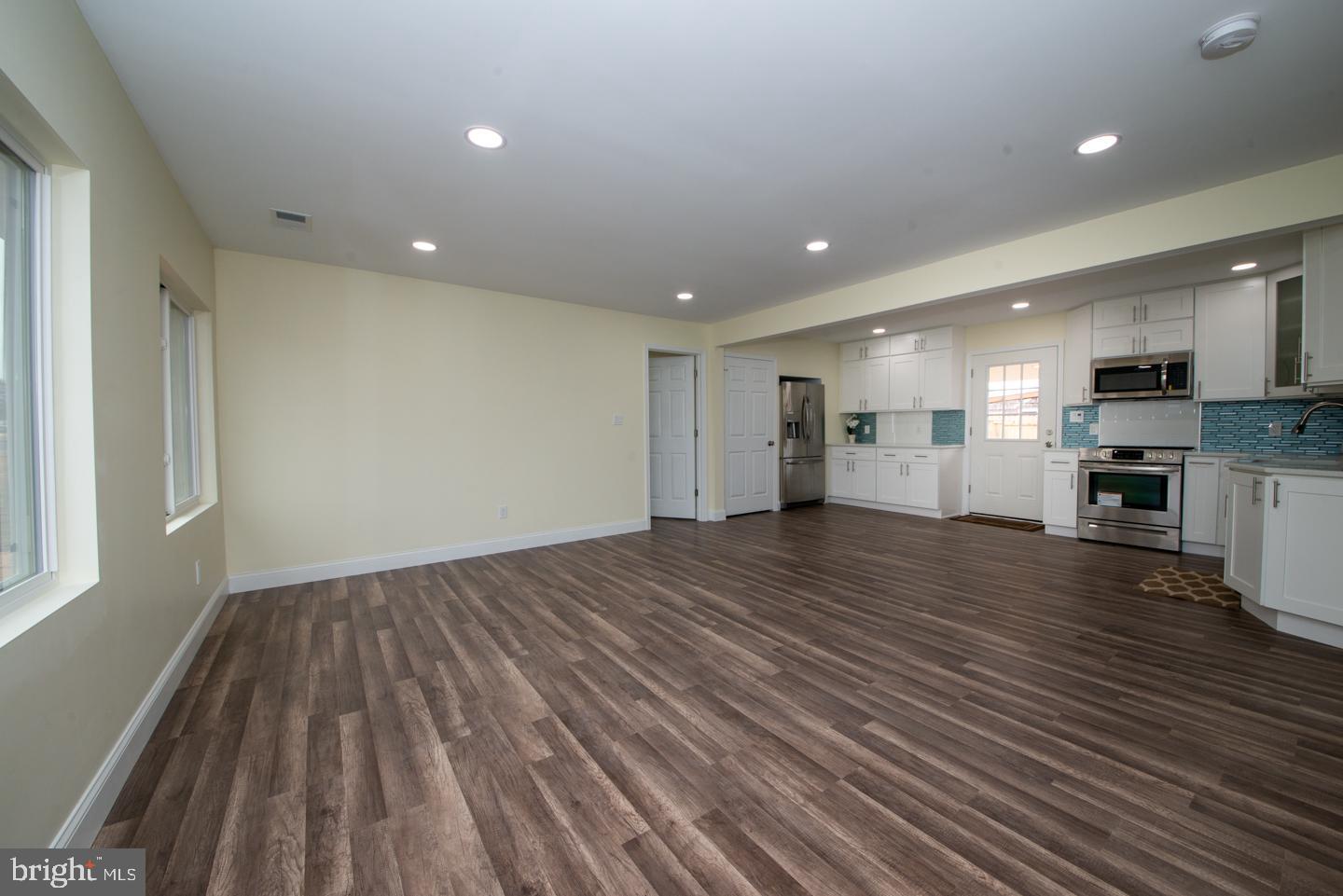 2 Indian Red Road Levittown, PA 19057 - Photo 11 of 52 Gallery Image 11