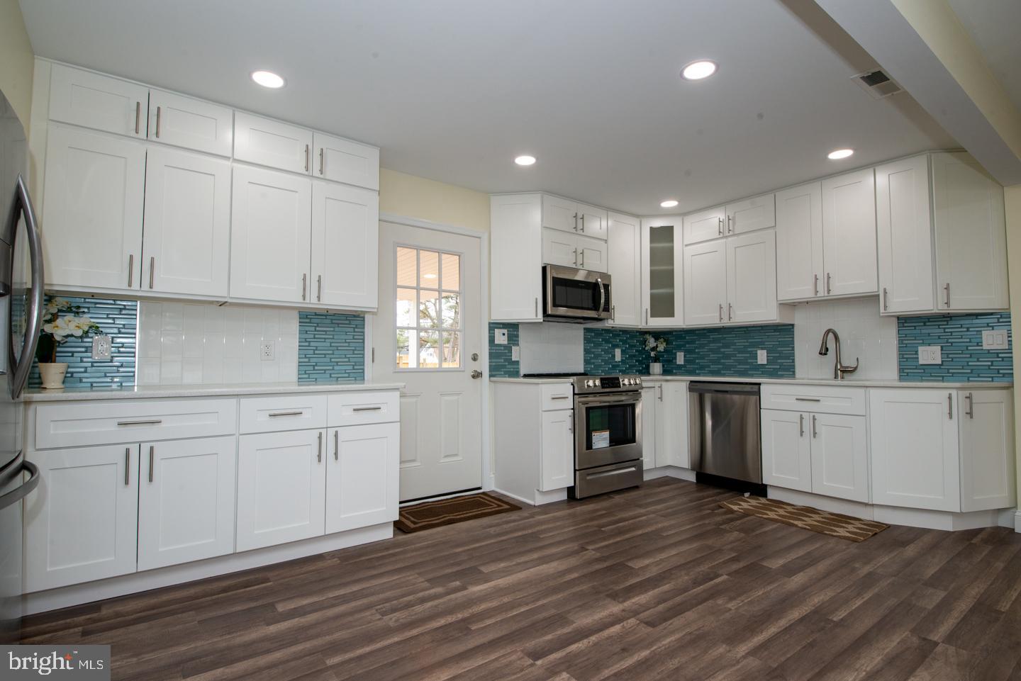 2 Indian Red Road Levittown, PA 19057 - Photo 20 of 52 Gallery Image 20