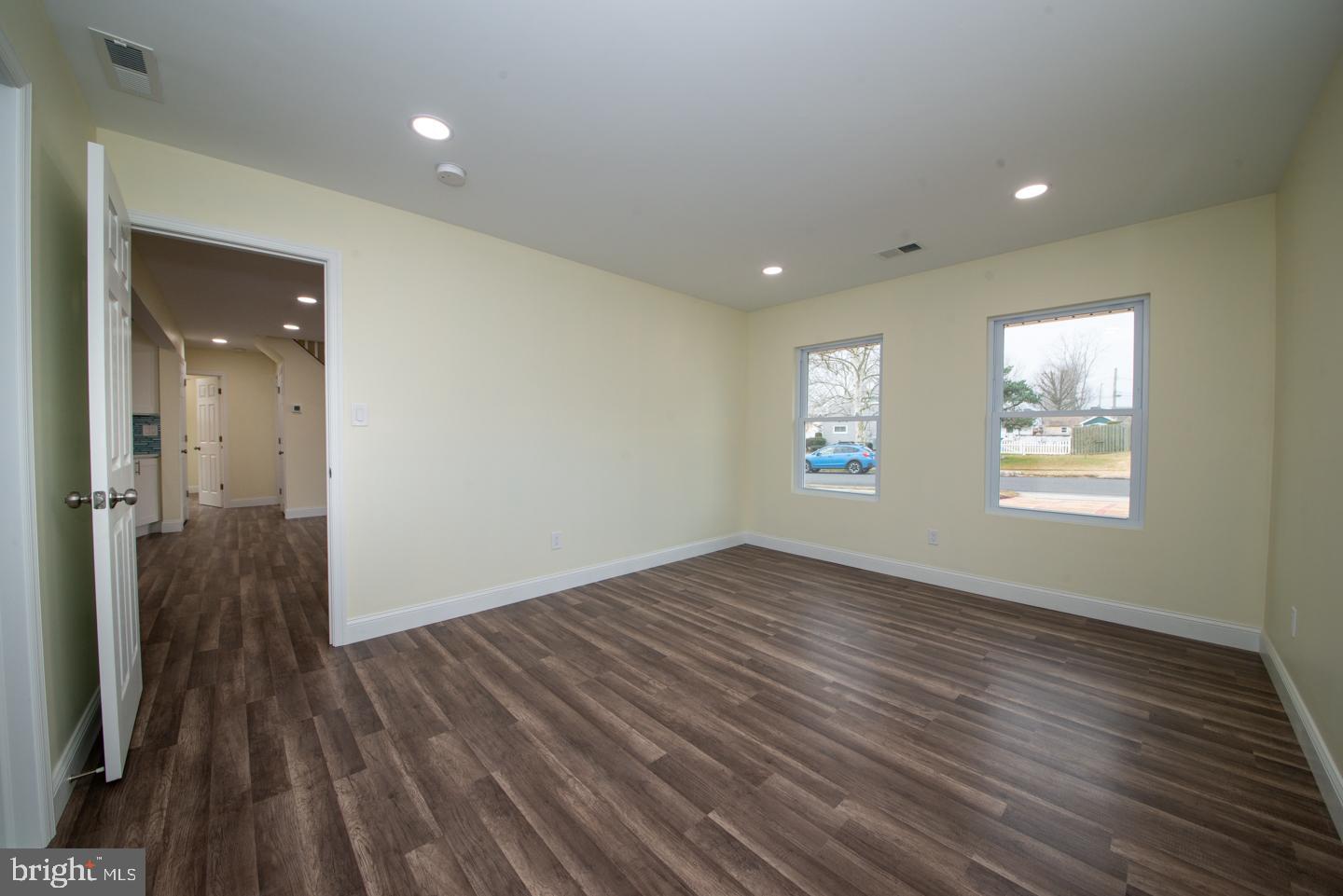 2 Indian Red Road Levittown, PA 19057 - Photo 34 of 52 Gallery Image 34