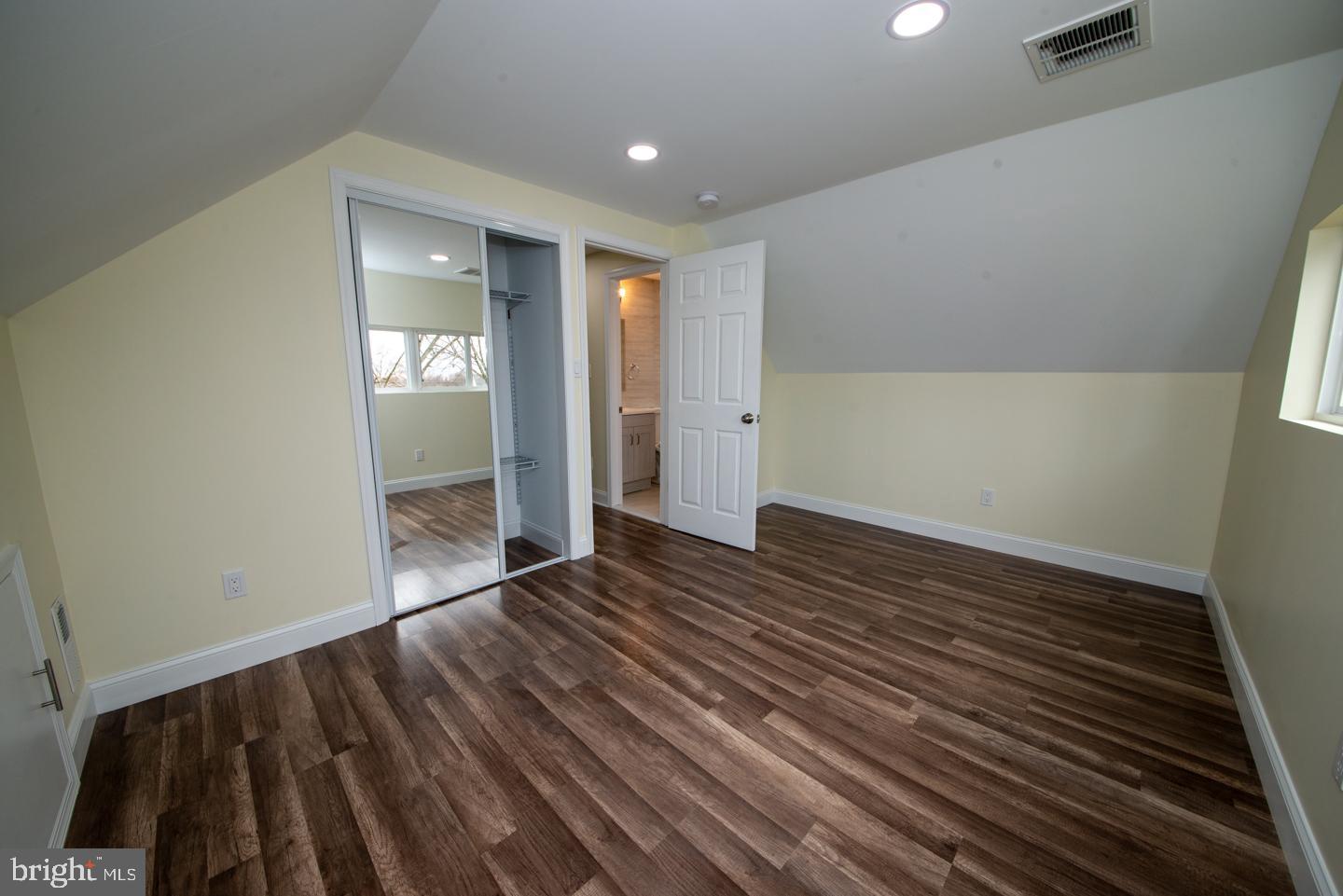 2 Indian Red Road Levittown, PA 19057 - Photo 40 of 52 Gallery Image 40