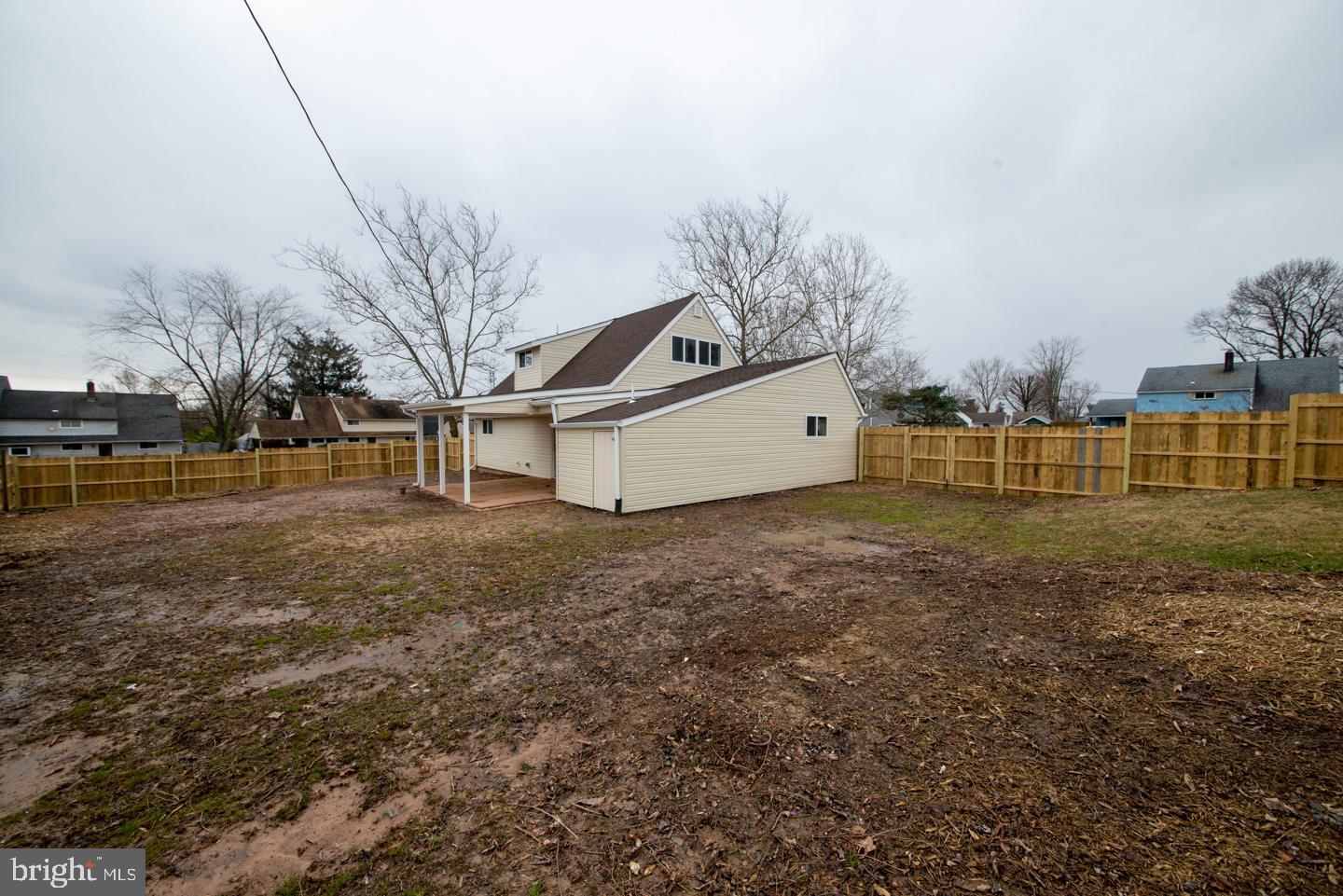 2 Indian Red Road Levittown, PA 19057 - Photo 8 of 52 Gallery Image 8
