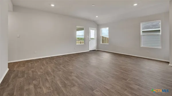 $325,990 | 322 Hodges Street, Maxwell, TX 78656