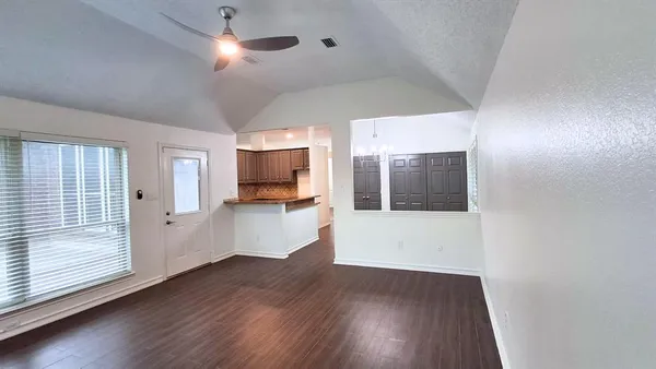 $3,200 | 3218 Mapleridge Drive, Grapevine, TX 76051