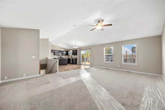 $302,000 | 713 Aragorn Lane, Wright City, MO 63390