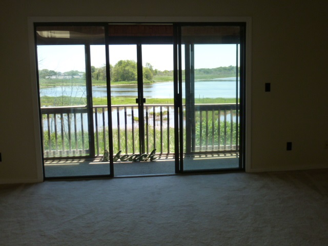 481 High Street, Unit 6 Hampton, NH 03842 - Photo 5 of 32 Gallery Image 5