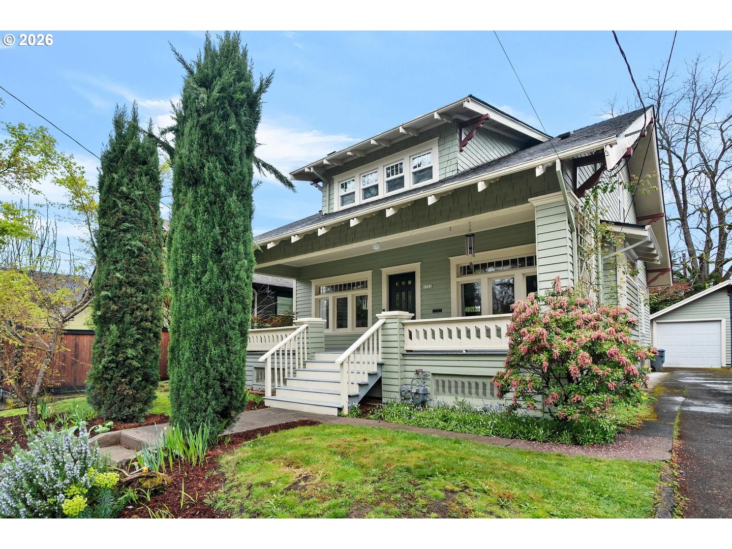 1923 Southeast 50th Avenue Portland, OR 97215 - Photo 1 of 42