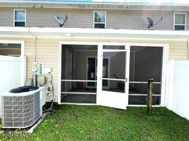 $1,300 | 429 Falls Cove, Jacksonville, NC 28546