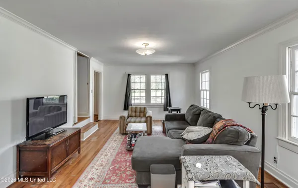 $275,000 | 2117 Riverside Drive, Jackson, MS 39202