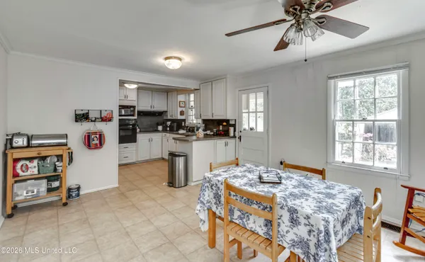 $275,000 | 2117 Riverside Drive, Jackson, MS 39202