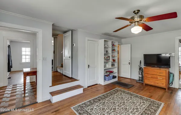 $275,000 | 2117 Riverside Drive, Jackson, MS 39202