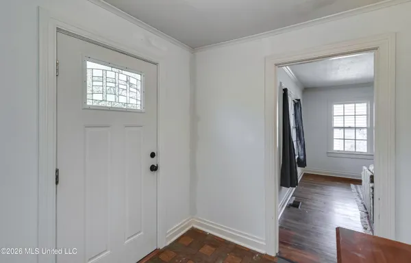 $275,000 | 2117 Riverside Drive, Jackson, MS 39202