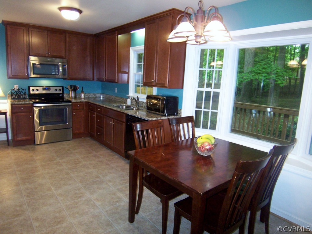 1300 Lockett Ridge Road Midlothian, VA 23114 - Photo 2 of 24 Gallery Image 2