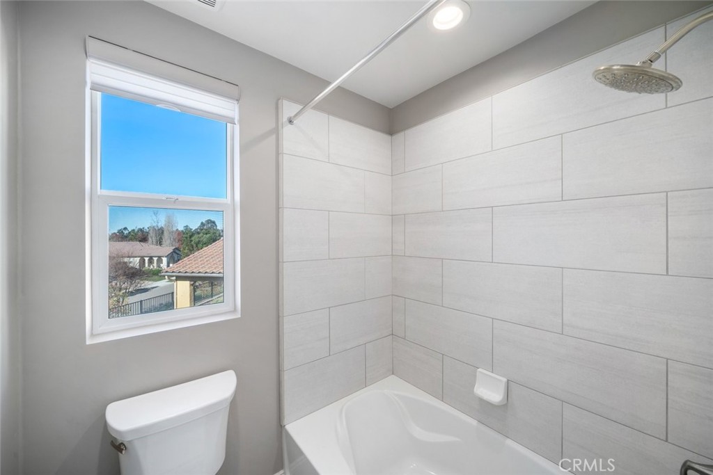 1190 Spring Azure Way Nipomo, CA 93444 - Photo 26 of 64