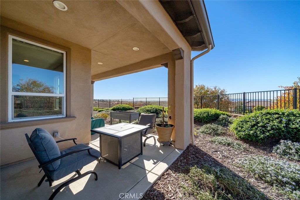 1190 Spring Azure Way Nipomo, CA 93444 - Photo 8 of 64