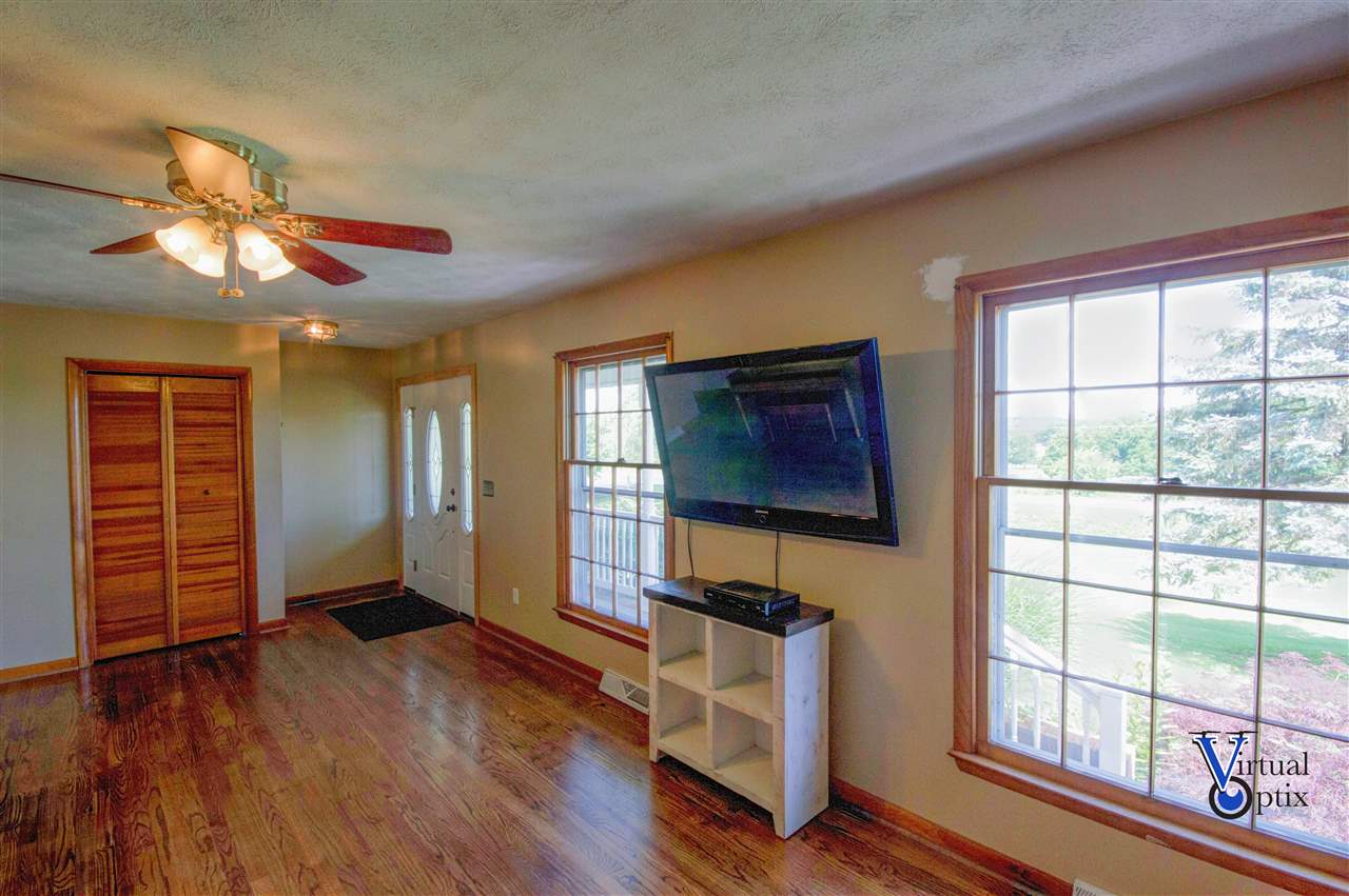 504 Galena Road Staunton, VA 24401 - Photo 9 of 29 Gallery Image 9