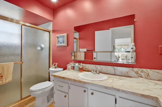 $129,900 | 6 Greenway Village North, Unit 210, Royal Palm Beach, FL 33411