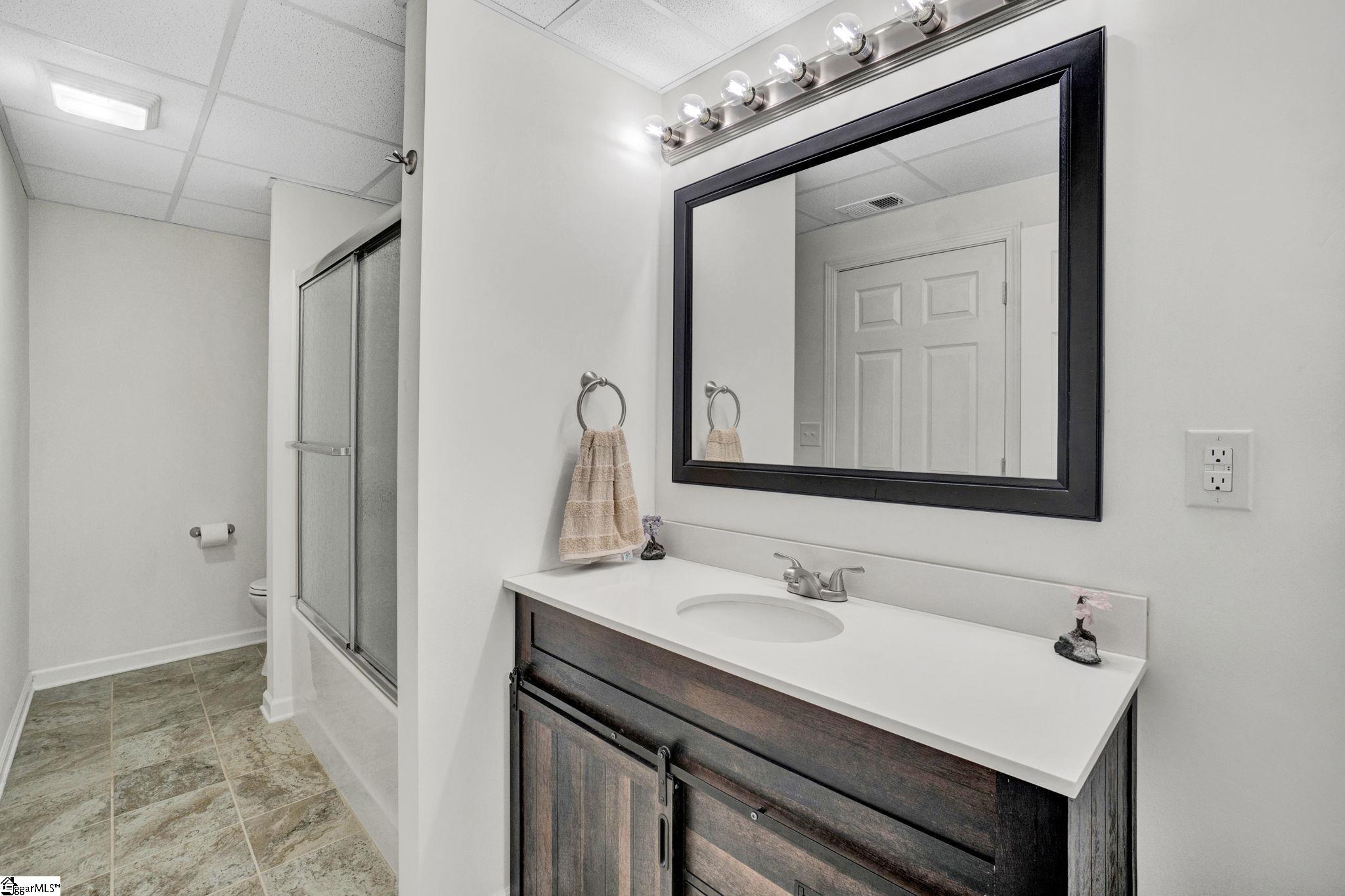 36 Prince Williams Court Simpsonville, SC 29681 - Photo 9 of 38