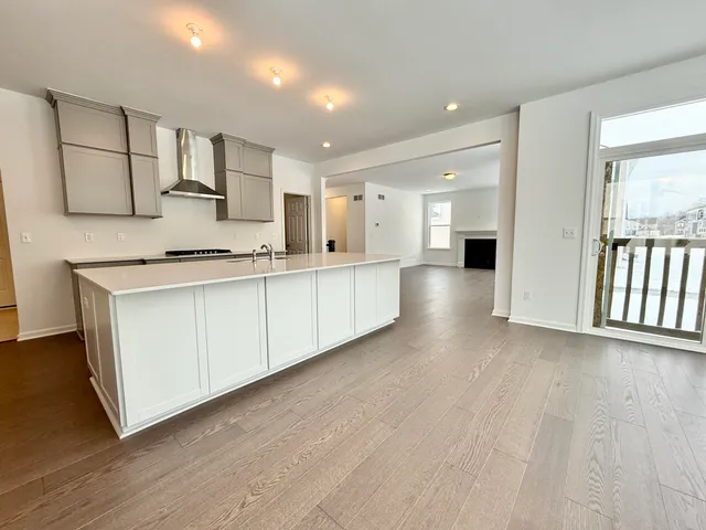 $3,600 | 6173 South Trailwoods Drive, Ann Arbor, MI 48103