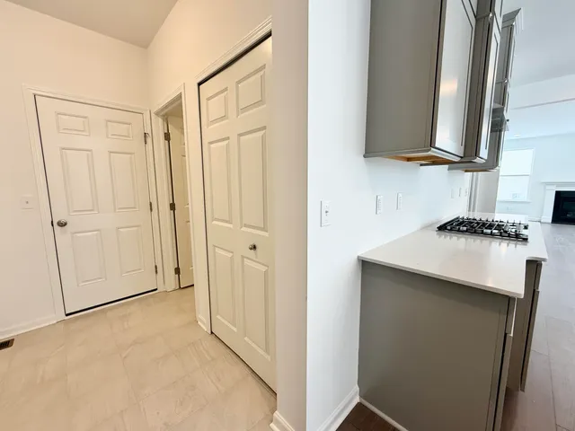 $3,600 | 6173 South Trailwoods Drive, Ann Arbor, MI 48103