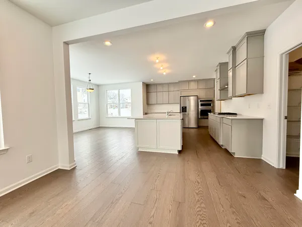 $3,600 | 6173 South Trailwoods Drive, Ann Arbor, MI 48103