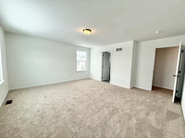 $3,600 | 6173 South Trailwoods Drive, Ann Arbor, MI 48103