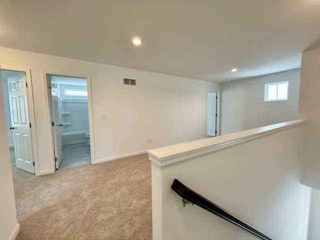 $3,600 | 6173 South Trailwoods Drive, Ann Arbor, MI 48103