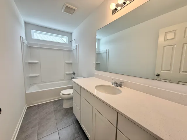 $3,600 | 6173 South Trailwoods Drive, Ann Arbor, MI 48103