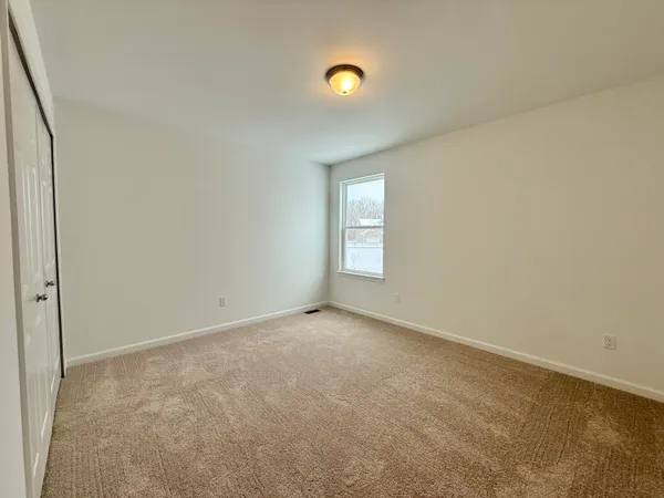$3,600 | 6173 South Trailwoods Drive, Ann Arbor, MI 48103