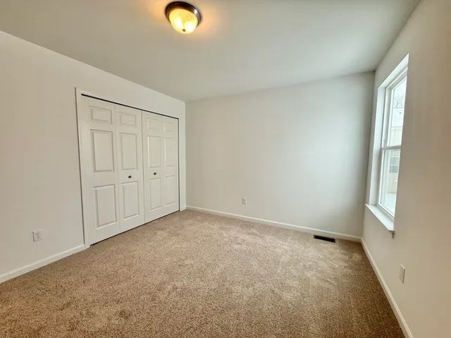 $3,600 | 6173 South Trailwoods Drive, Ann Arbor, MI 48103