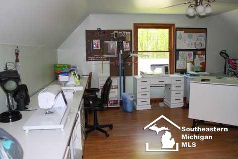363 Sullivan Road Monroe, MI 48161 - Photo 13 of 32 21166777-12.JPG
