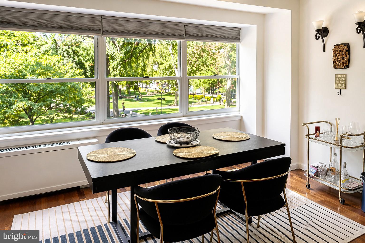 1810 Rittenhouse Square, Unit 302 Philadelphia, PA 19103 - Photo 4 of 16