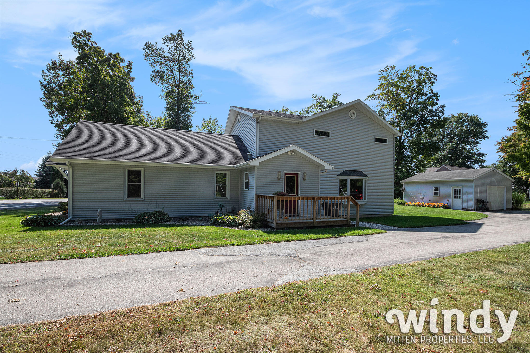 6206 Paw Paw Lake Road Watervliet, MI 49098 - Photo 8 of 50 IMG_8098