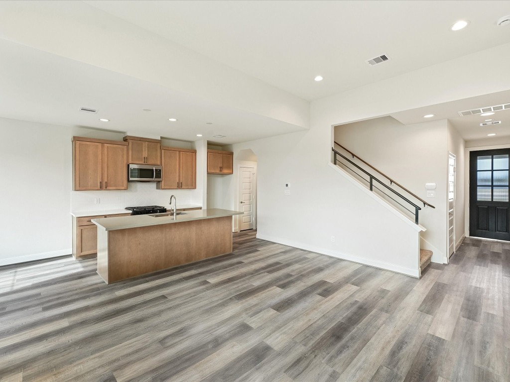 9211 Washington Heights Street Houston, TX 77063 - Photo 8 of 25 Uptown District's First Floor Living Plan