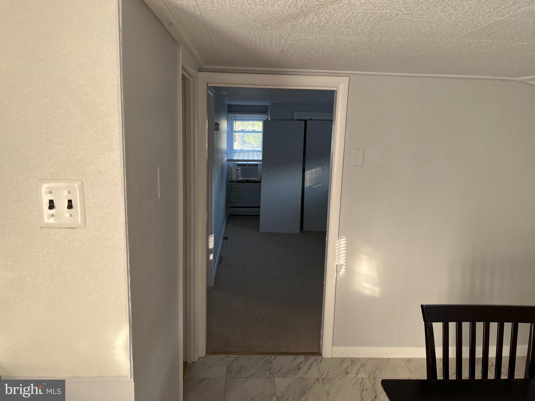 124 Dallas Road, Unit 3 Willow Grove, PA 19090 - Photo 5 of 9 Living Room
