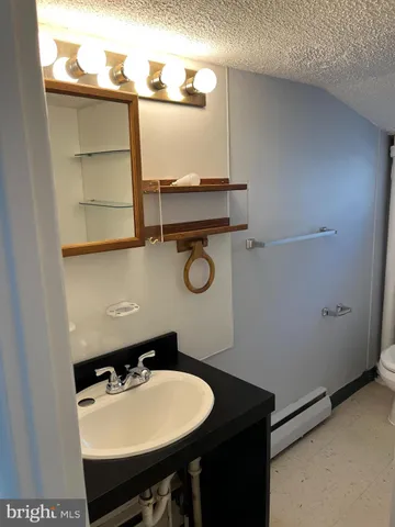 $850 | 124 Dallas Road, Unit 3, Willow Grove, PA 19090